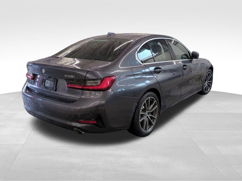 Used 2020 BMW 330i xDrive Sedan w/ Convenience Package image 4