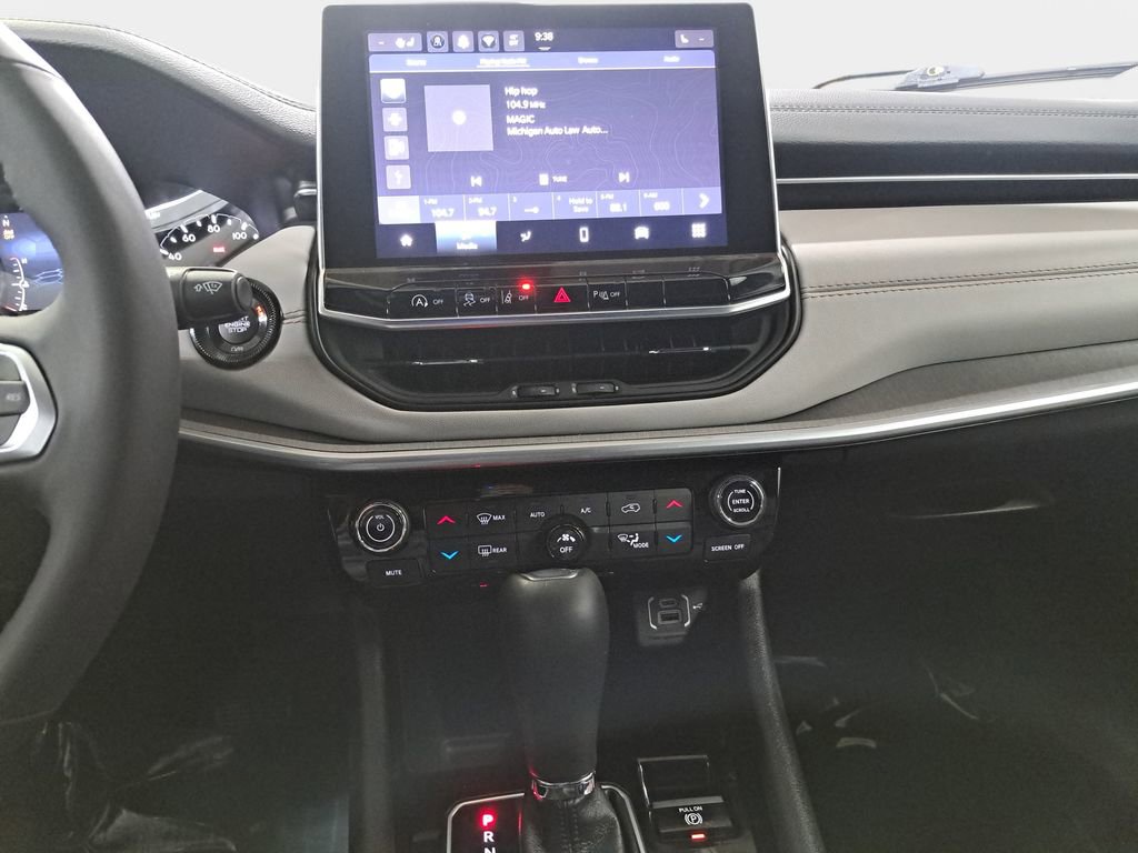 Certified 2024 Jeep Compass Limited AWD/4WD image 20