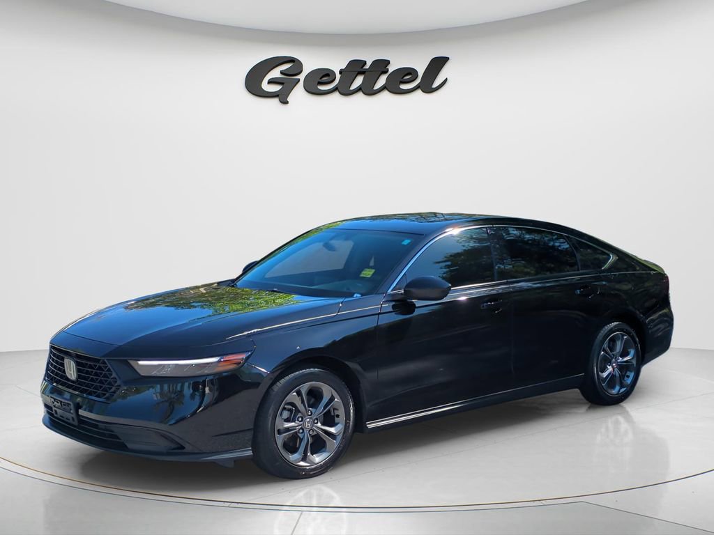 Used 2023 Honda Accord EX image 1