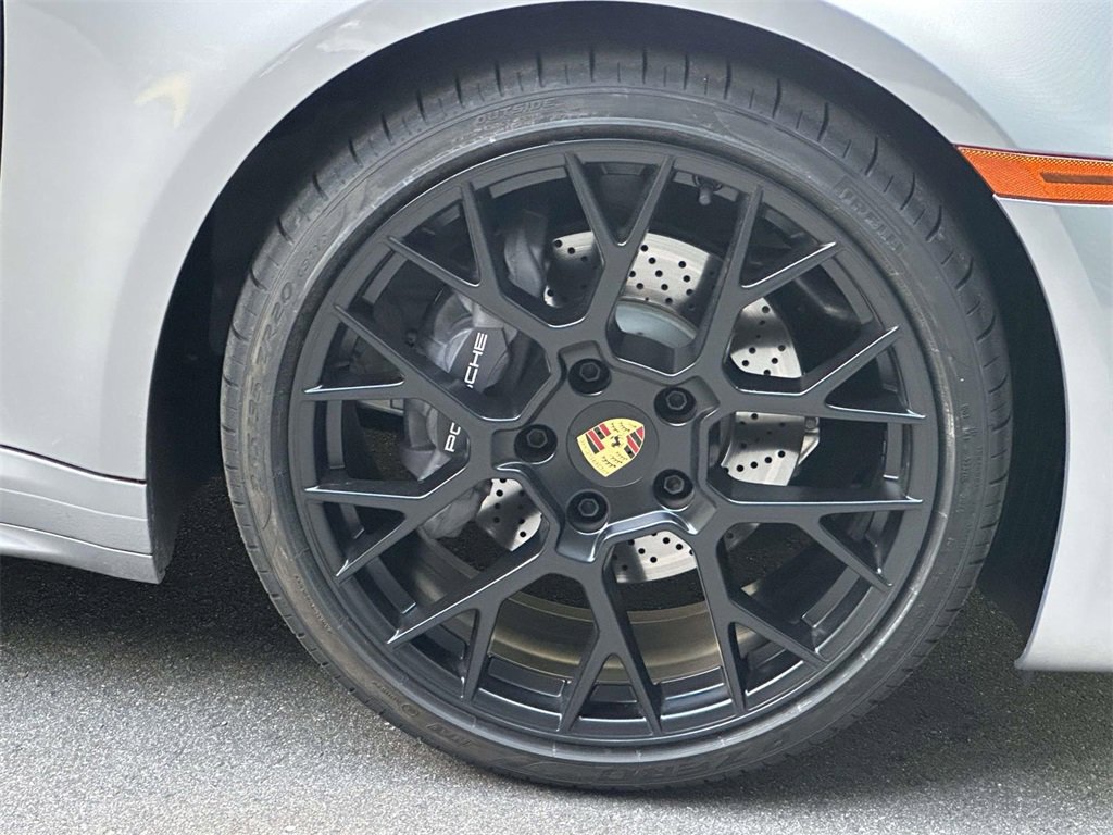 Used 2024 Porsche 911 Carrera image 10