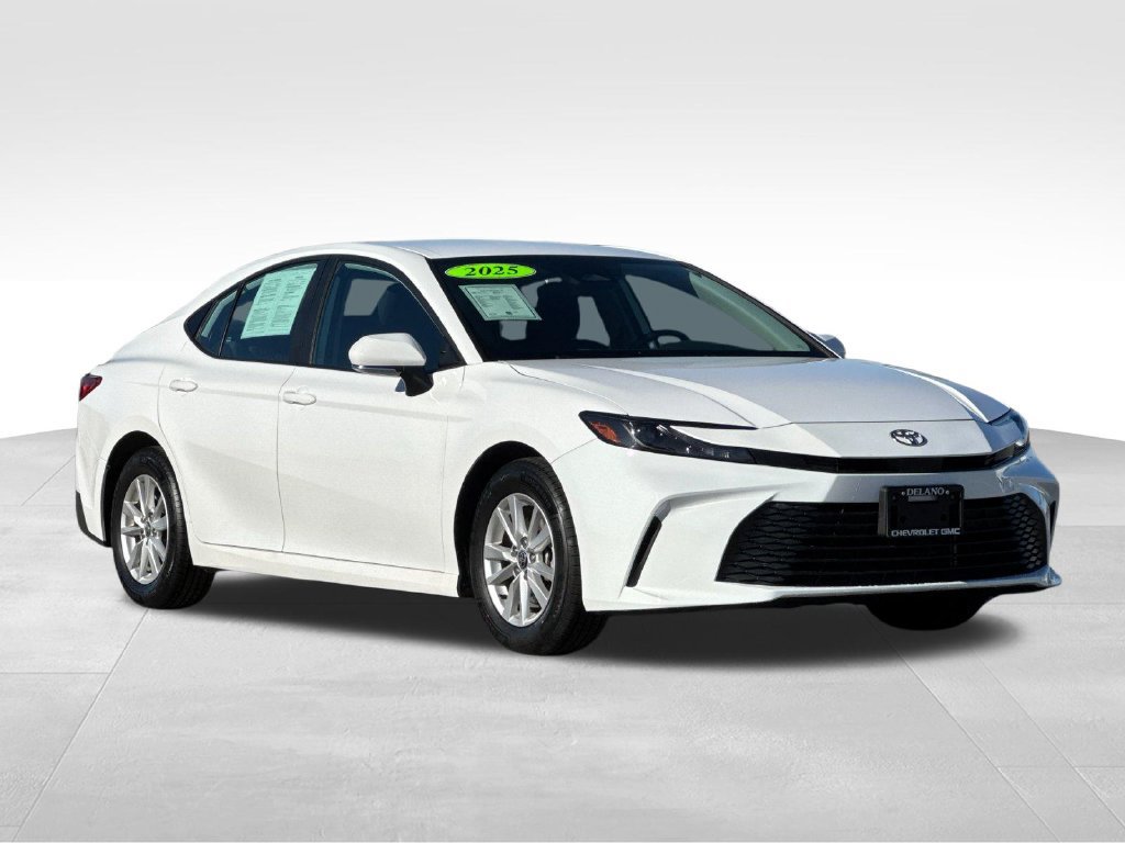 Used 2025 Toyota Camry LE FWD image 7