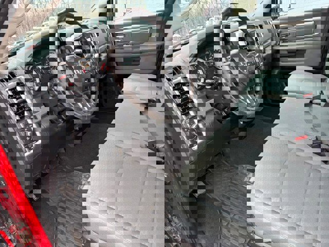 Used 2017 RAM 1500 Outdoorsman image 9