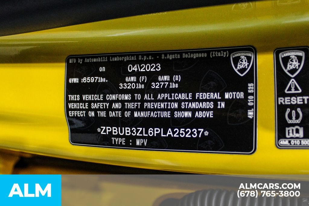 Used 2023 Lamborghini Urus S AWD/4WD image 36