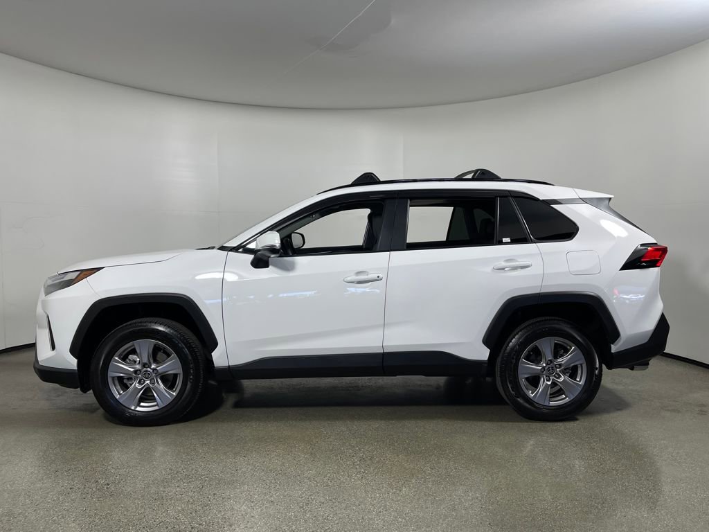 Used 2025 Toyota RAV4 XLE w/ Convenience Package AWD/4WD image 6