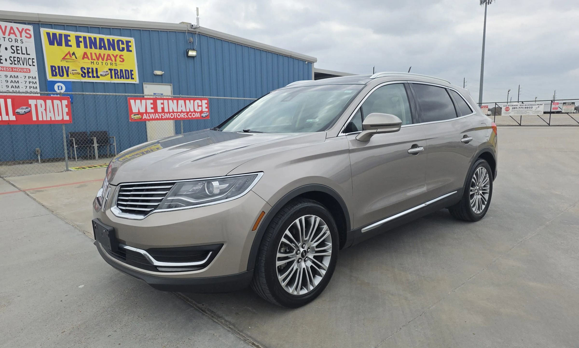 Used 2018 Lincoln MKX Reserve w/ Lincoln MKX Climate Package image 2