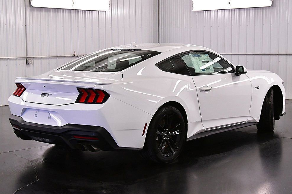New 2026 Ford Mustang GT image 7