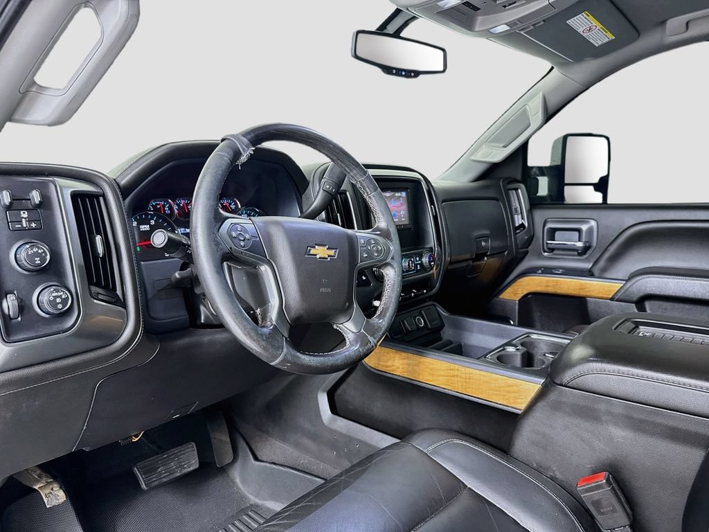 Used 2019 Chevrolet Silverado 3500 LTZ AWD/4WD image 10