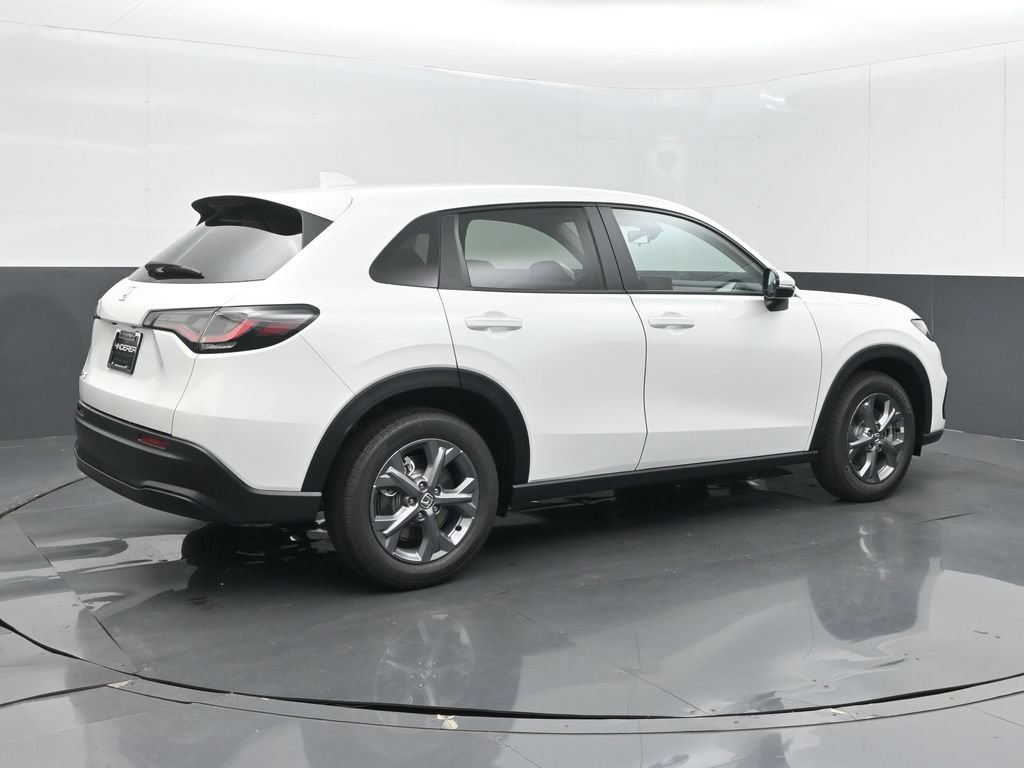 New 2027 Honda HR-V LX image 8