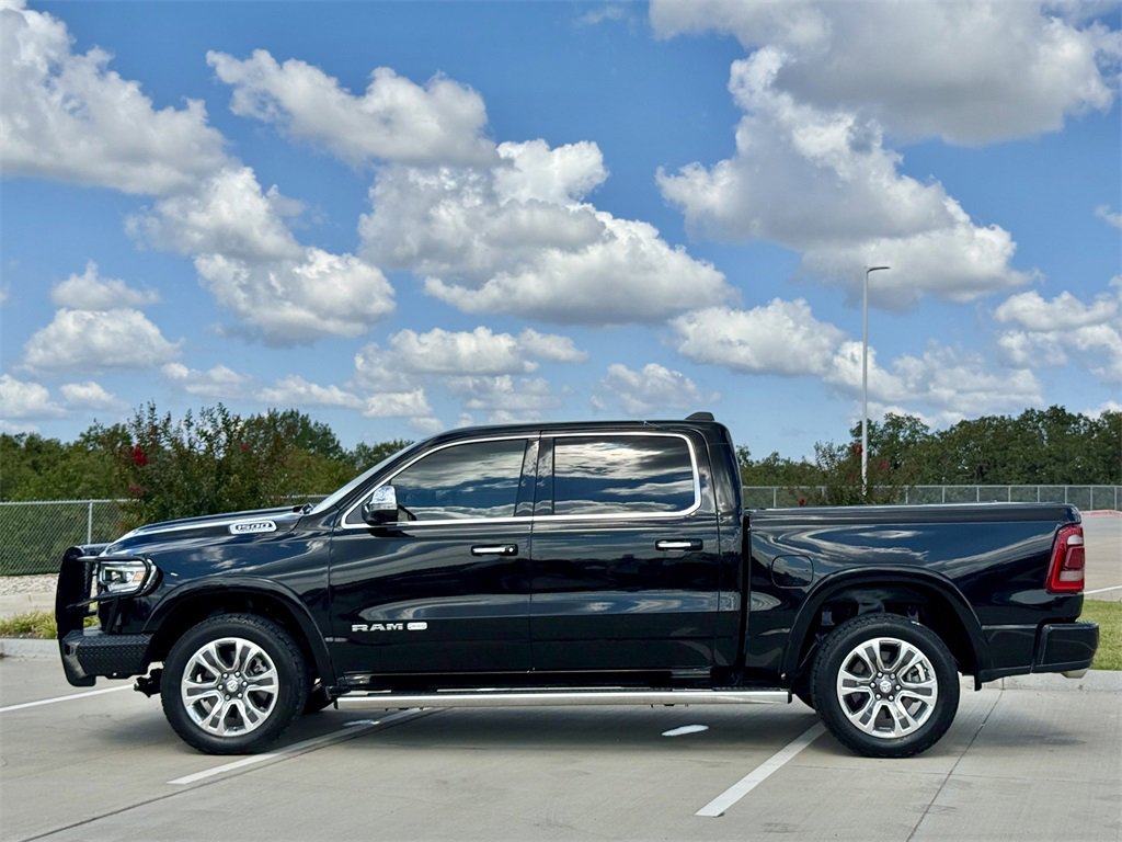 Used 2022 RAM 1500 Limited w/ Body Color Bumper Group image 3