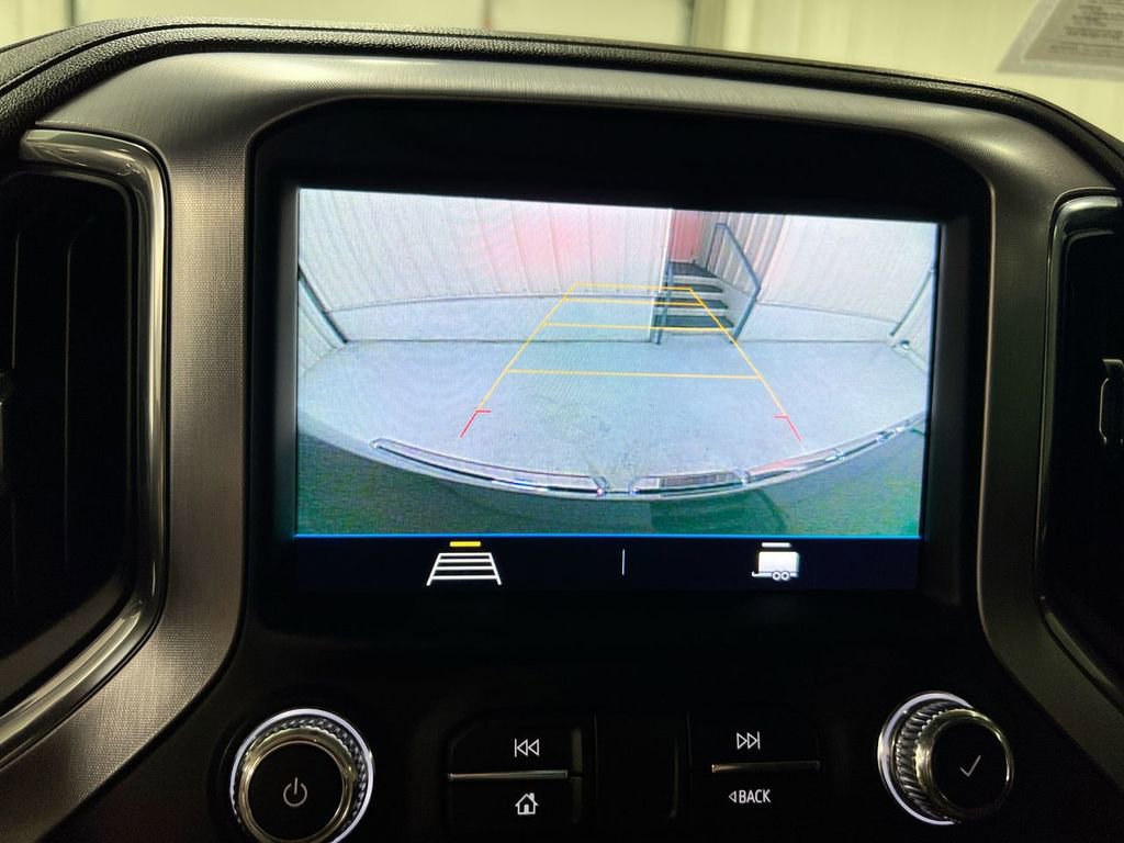 Used 2020 GMC Sierra 1500 SLE w/ SLE Value Package image 14