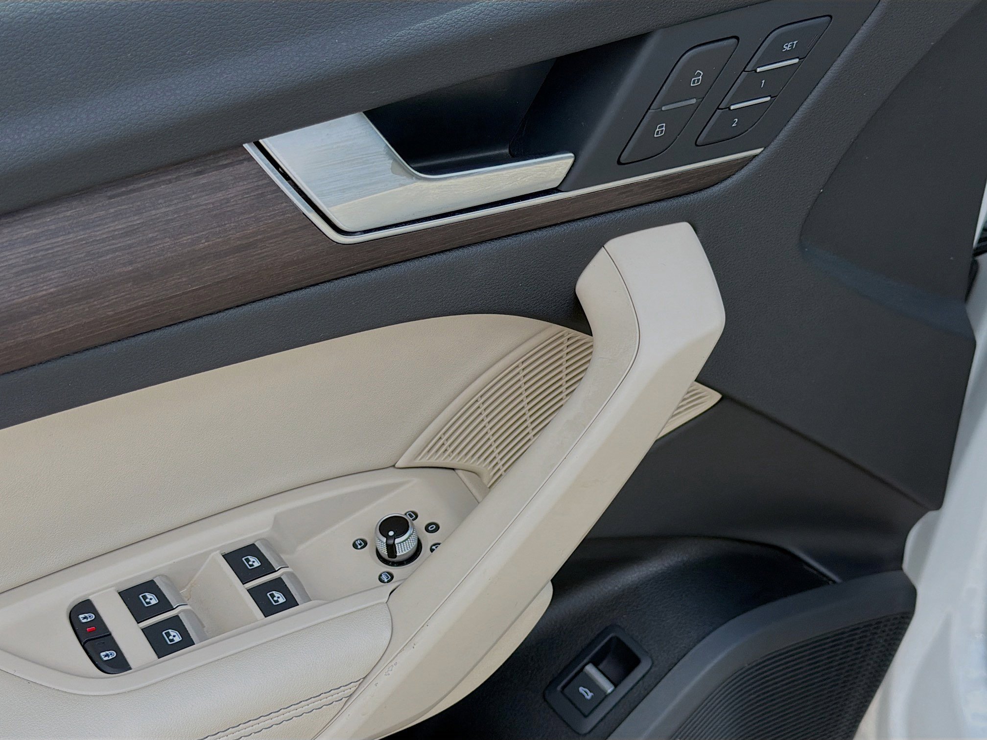 Used 2023 Audi Q5 2.0T Premium Plus w/ Premium Plus Package image 23