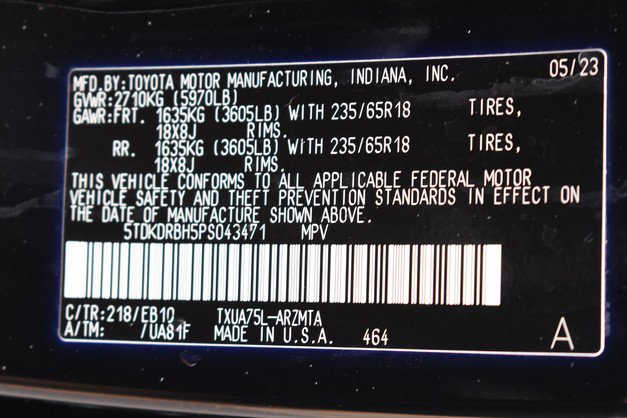 Used 2023 Toyota Highlander XLE AWD/4WD image 35