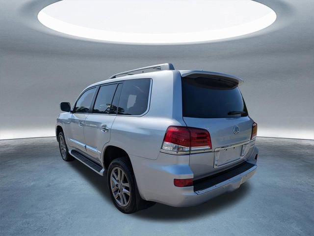Used 2015 Lexus LX 570 4WD w/ Luxury Package image 6