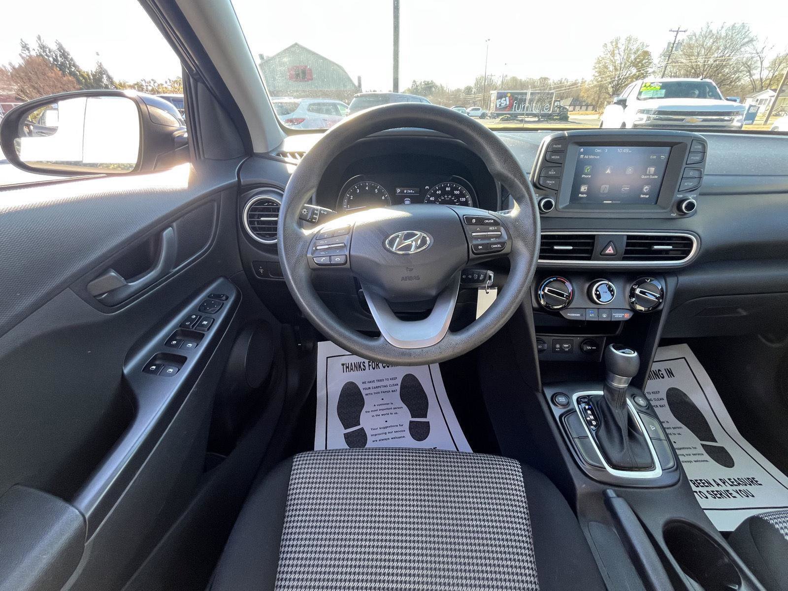 Used 2019 Hyundai Kona SE image 4