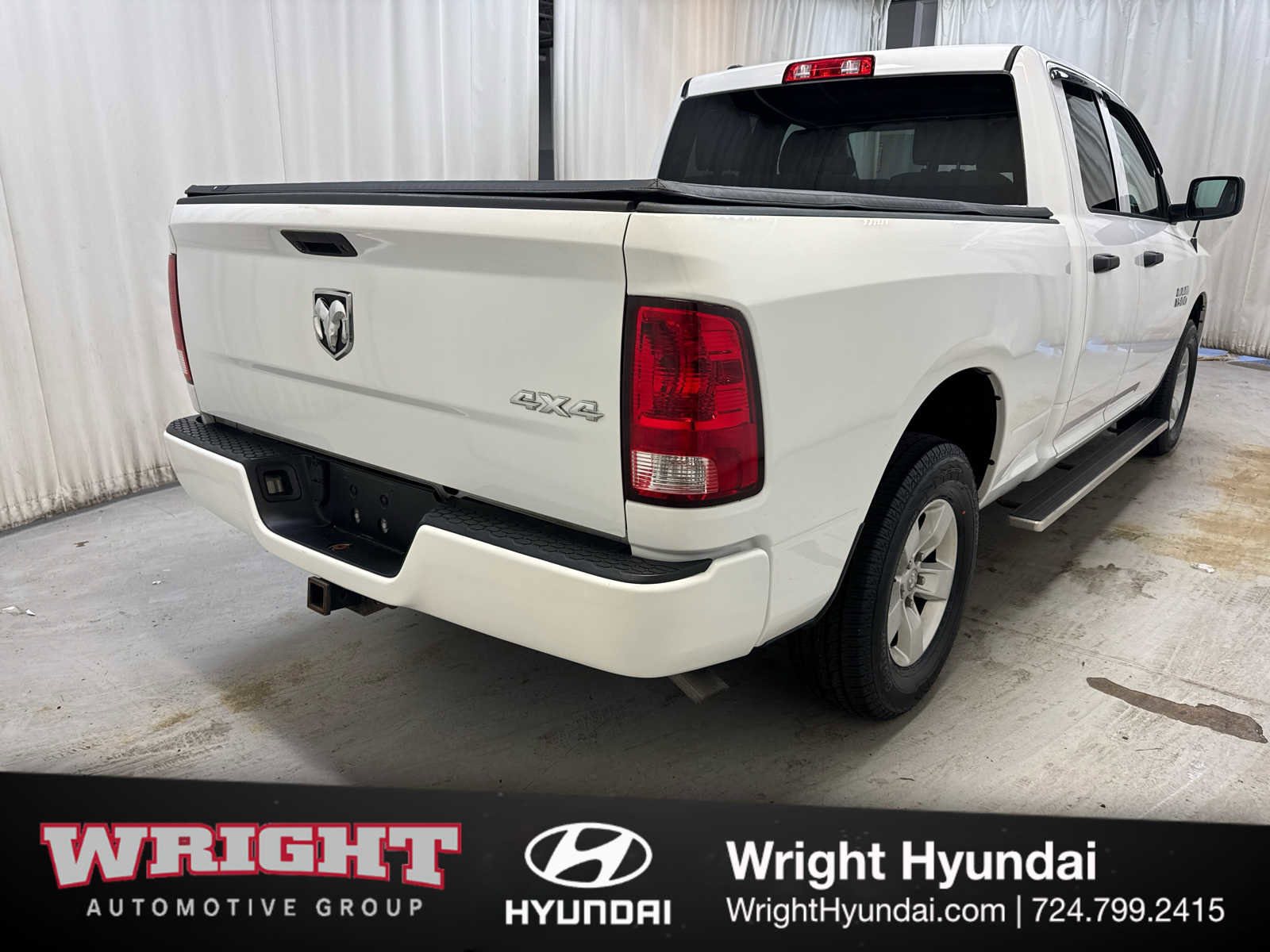 Used 2018 RAM 1500 Express AWD/4WD image 6