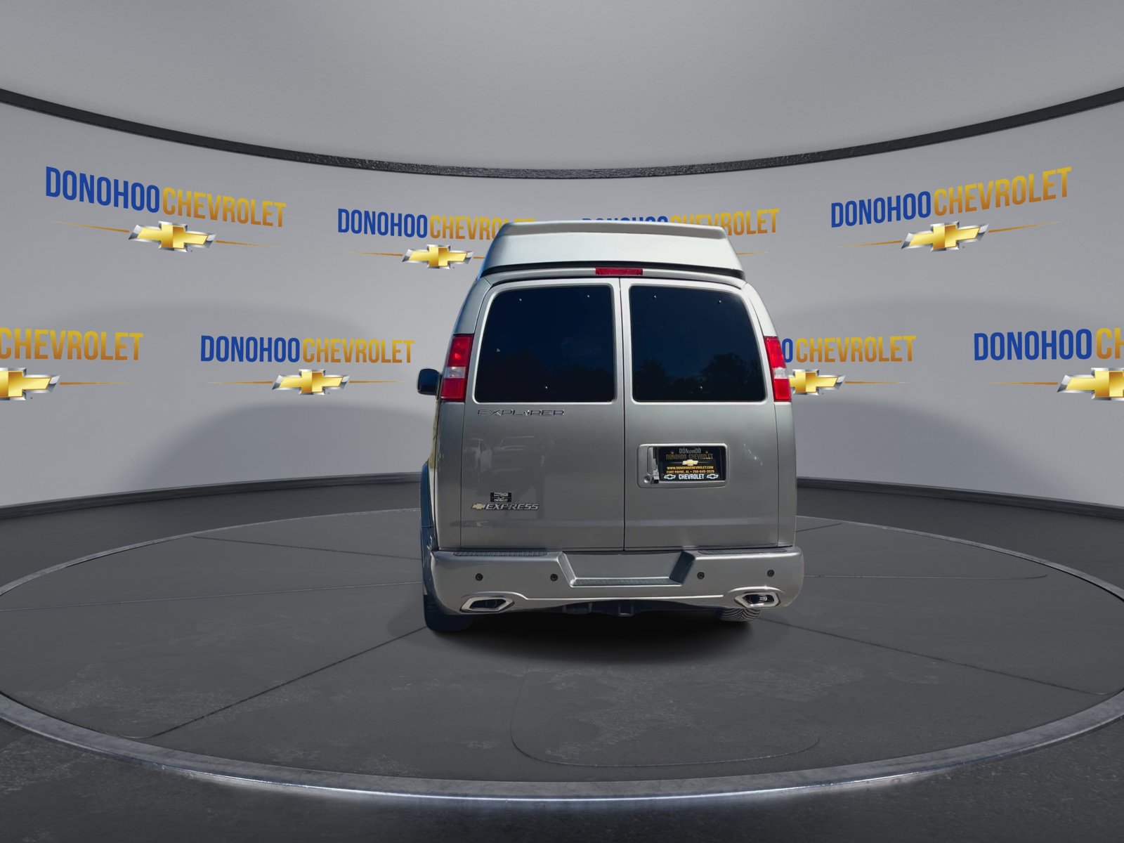 New 2025 Chevrolet Express 2500 w/ Driver Convenience Package image 10