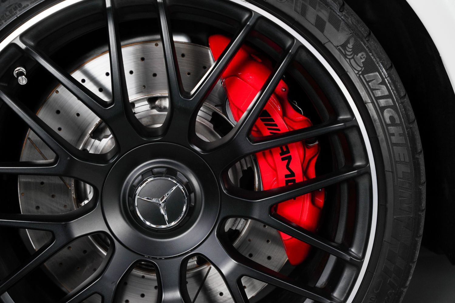Used 2023 Mercedes-Benz C 63 AMG S image 18