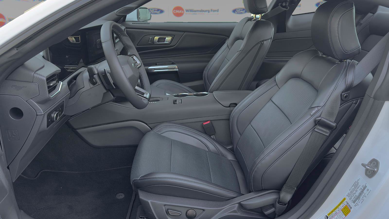 Used 2025 Ford Mustang GT Premium image 4