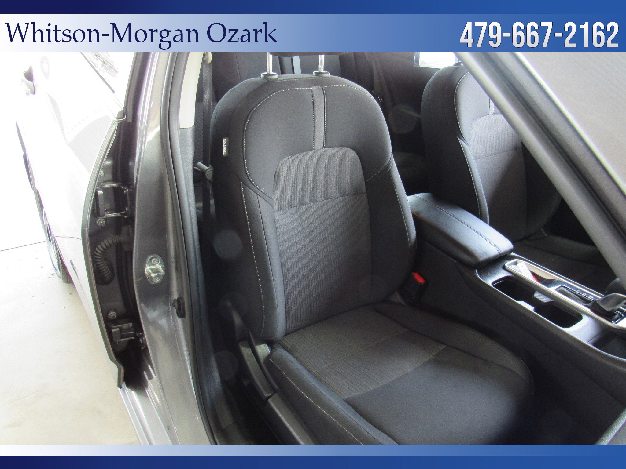 Used 2025 Nissan Sentra SV w/ Trunk Package image 28