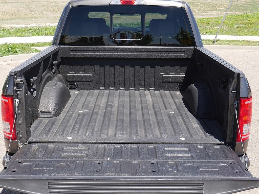 Used 2017 Ford F150 XLT w/ Equipment Group 302A Luxury AWD/4WD image 63