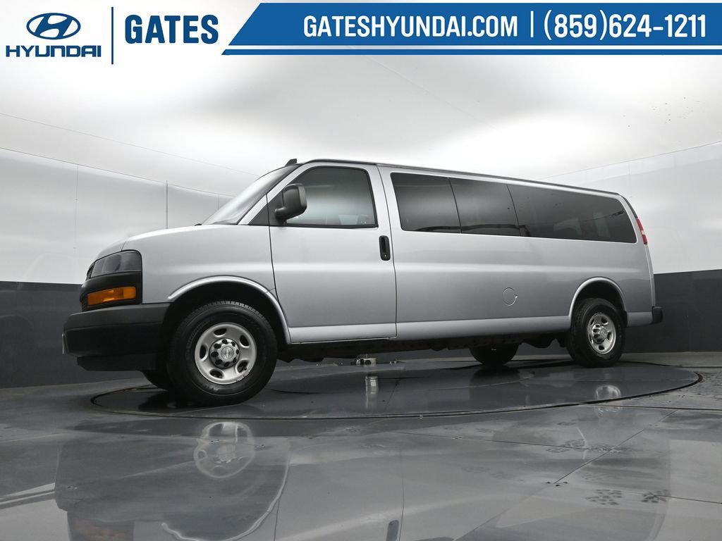 Used 2019 Chevrolet Express 3500 LS image 32