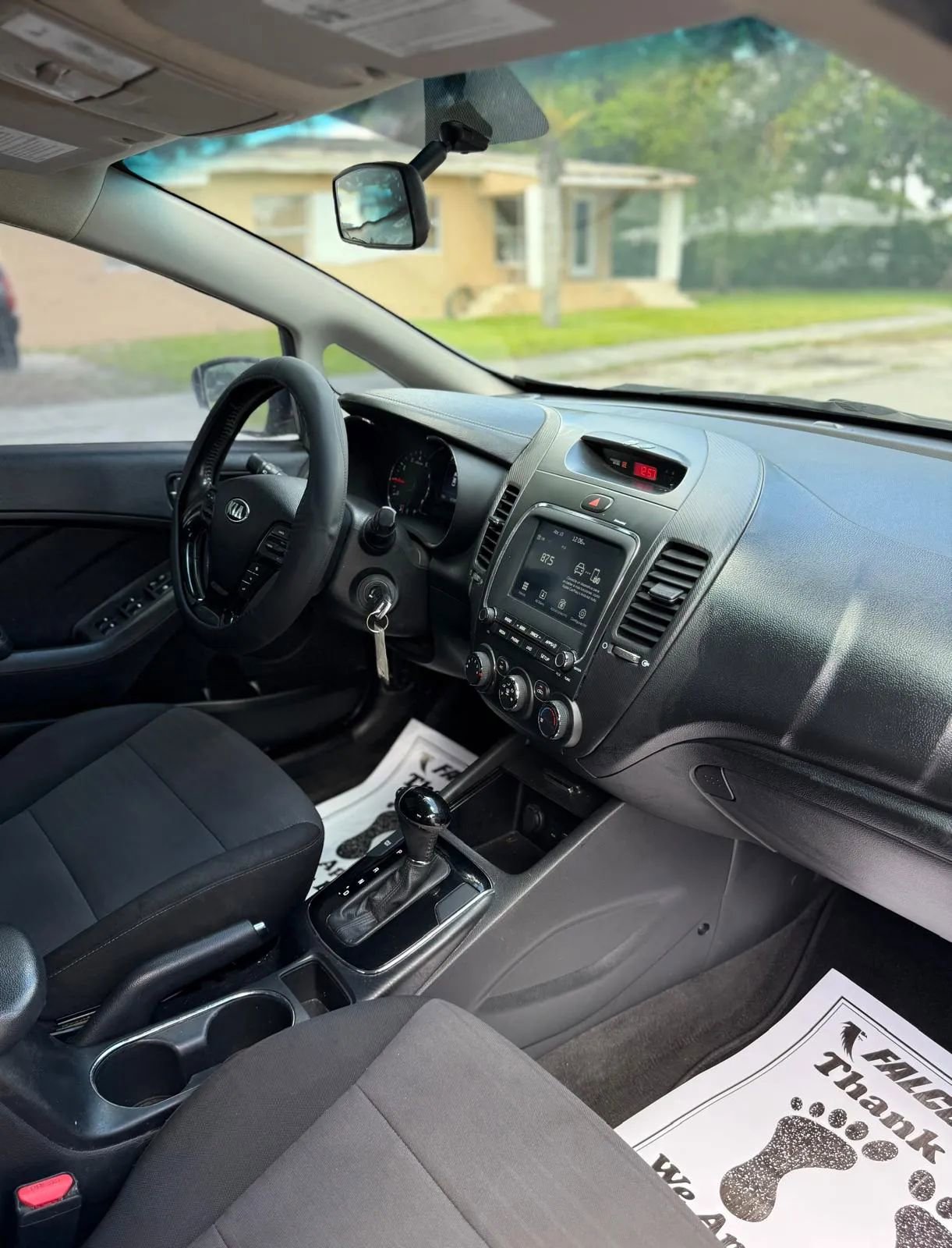 Used 2017 Kia Forte S FWD image 7