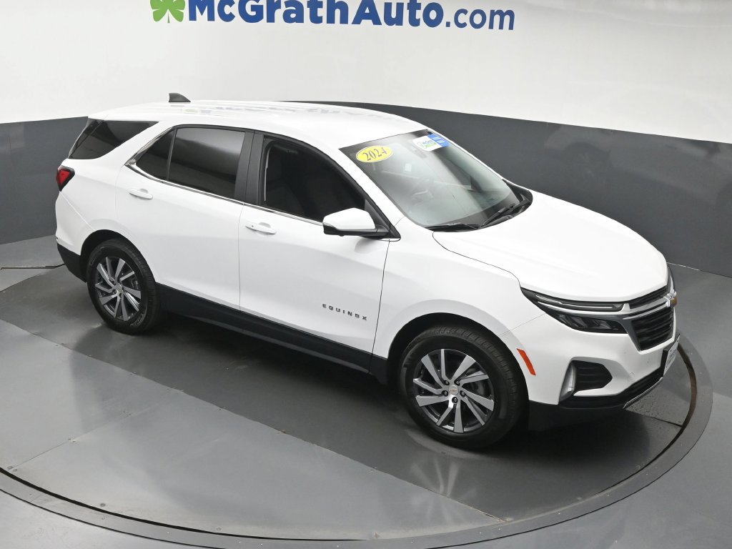 Used 2024 Chevrolet Equinox LT AWD/4WD image 3
