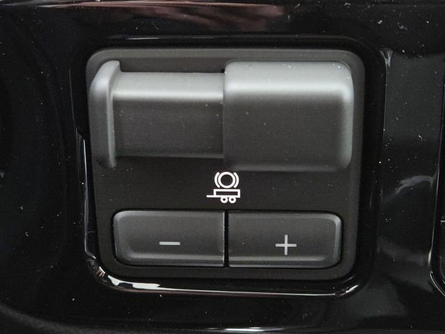 New 2026 Chevrolet Silverado 3500 LTZ w/ LTZ Premium Package image 7