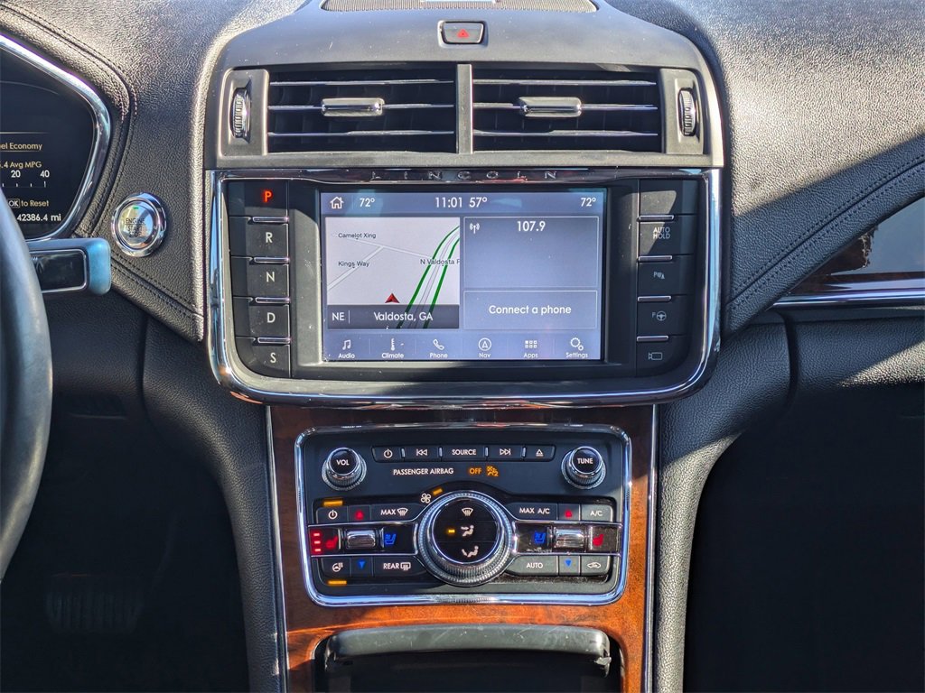 Used 2020 Lincoln Continental Reserve w/ Luxury Package image 19