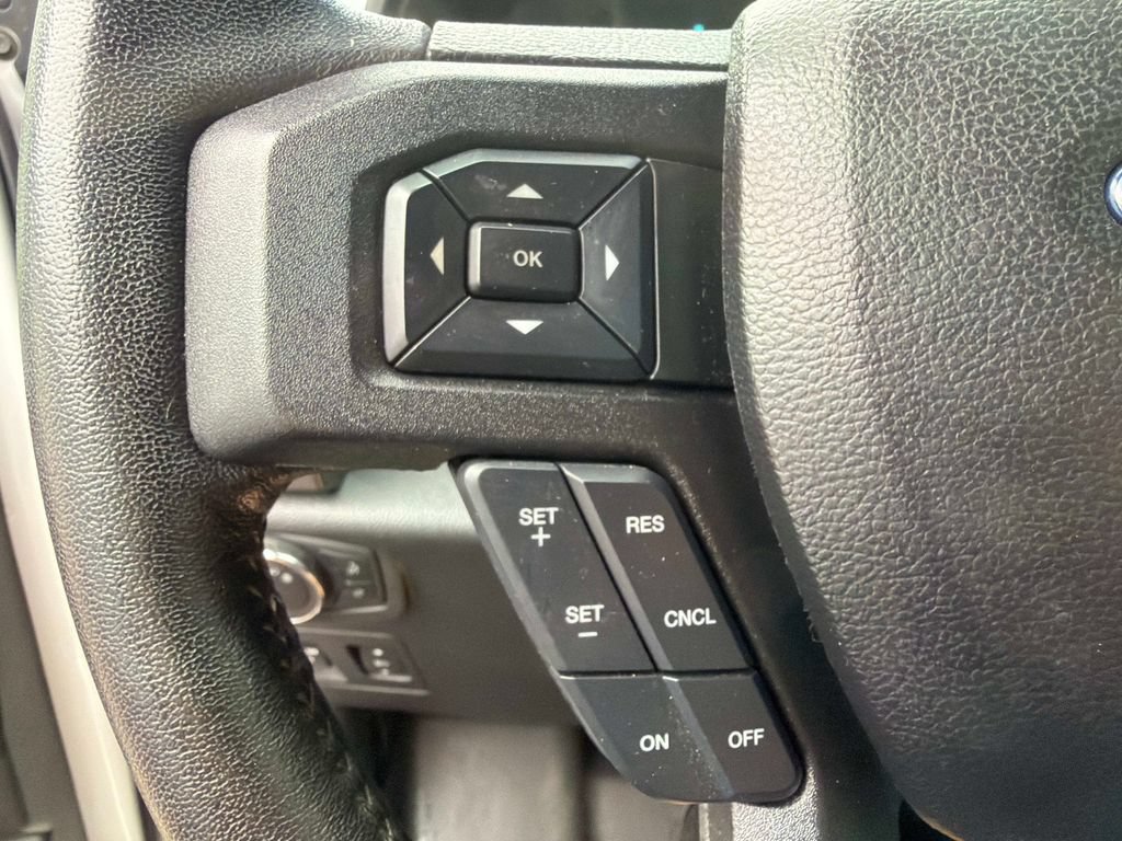 Used 2020 Ford F150 XLT w/ Equipment Group 302A Luxury AWD/4WD image 30