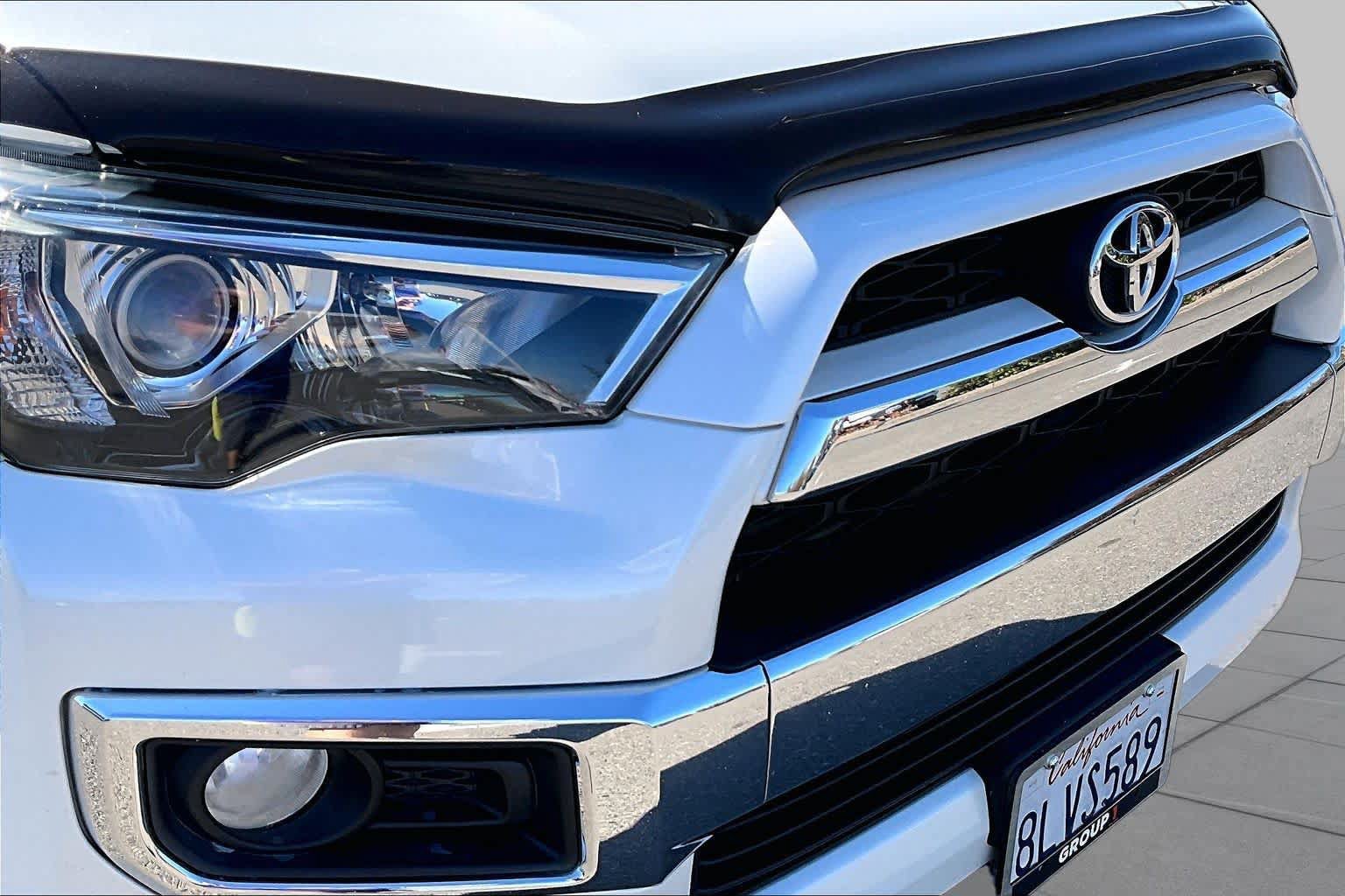 Used 2014 Toyota 4Runner Limited AWD/4WD image 29
