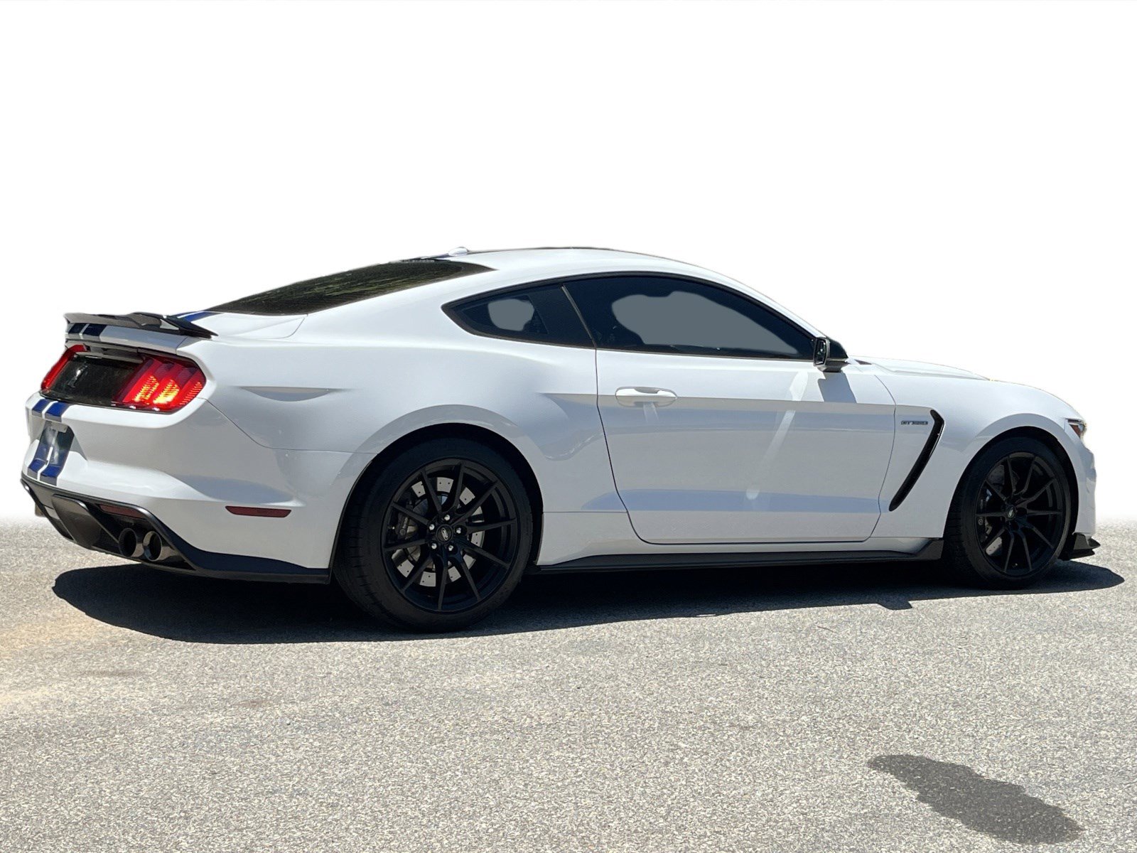 Used 2017 Ford Mustang Shelby GT350 w/ Electronics Package RWD image 21
