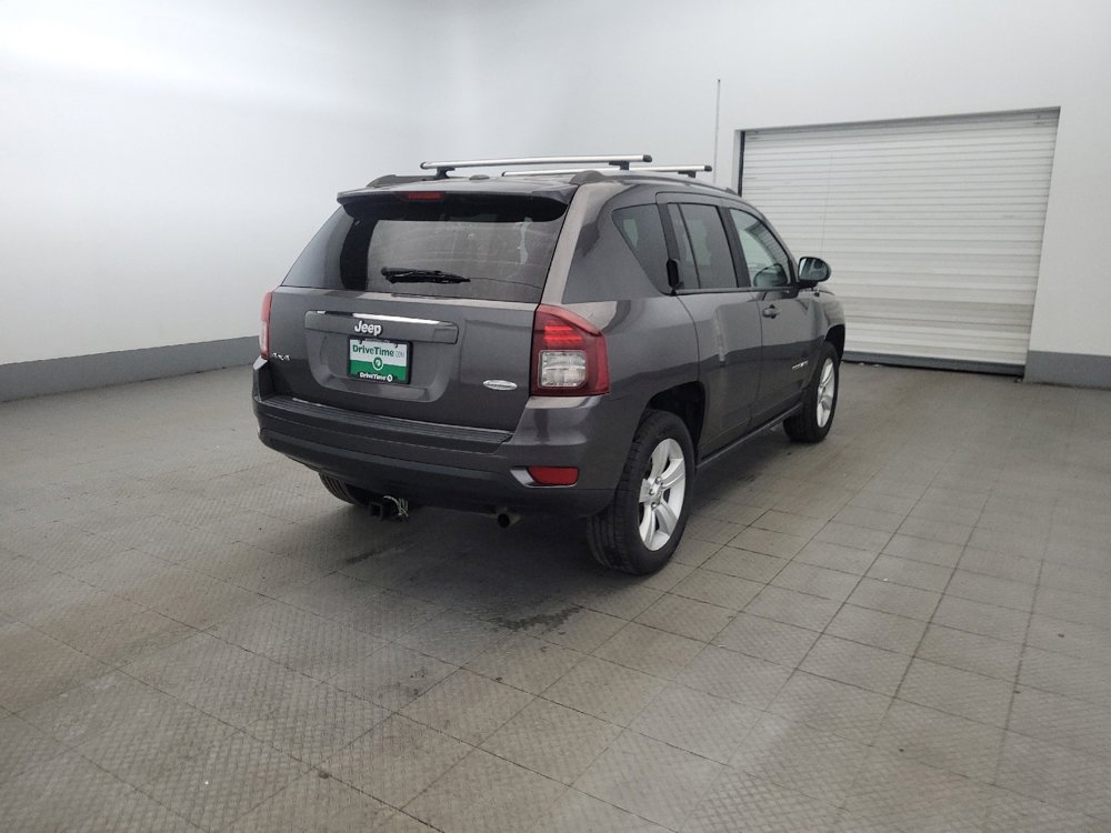 Used 2016 Jeep Compass Latitude AWD/4WD image 9
