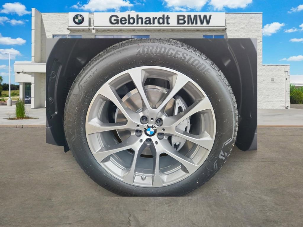 Certified 2026 BMW X5 xDrive40i w/ Premium Package image 4