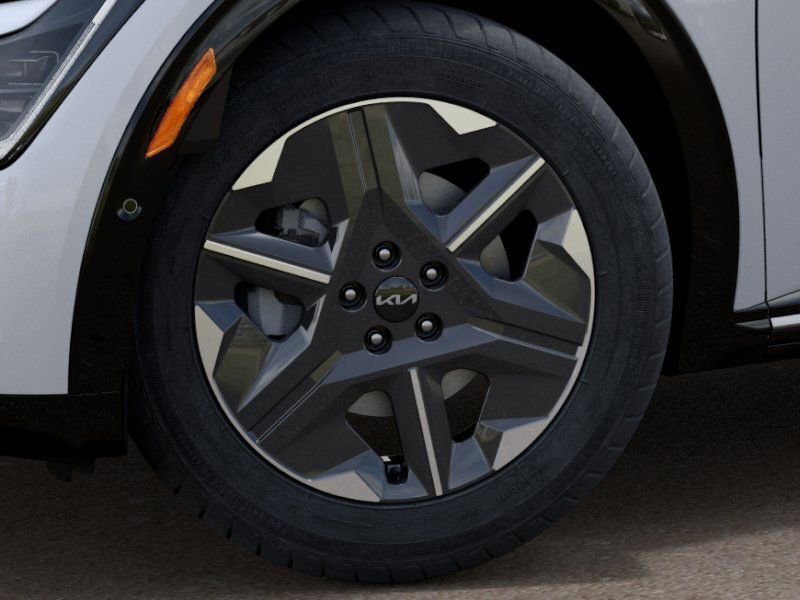 New 2025 Kia EV6 Light w/ Light LR Technology Package image 9