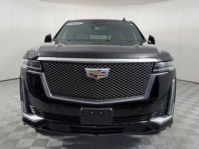 Used 2021 Cadillac Escalade Premium Luxury w/ LPO, Illumination Package AWD/4WD image 9