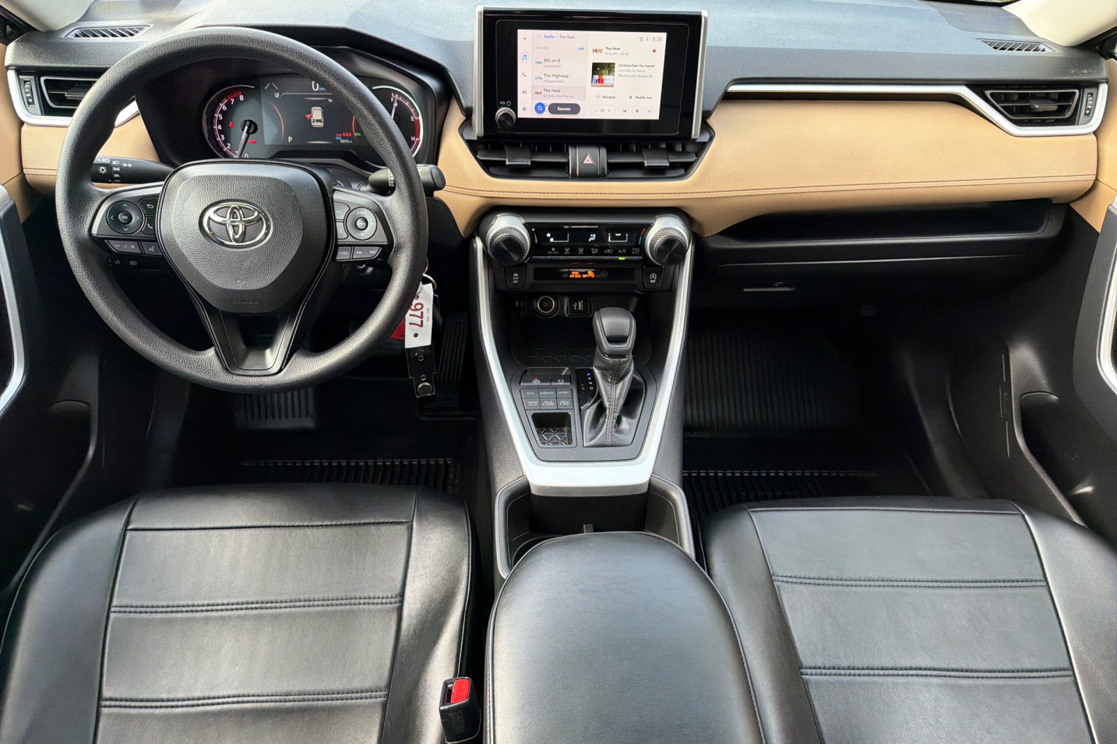 Used 2025 Toyota RAV4 LE AWD/4WD image 17
