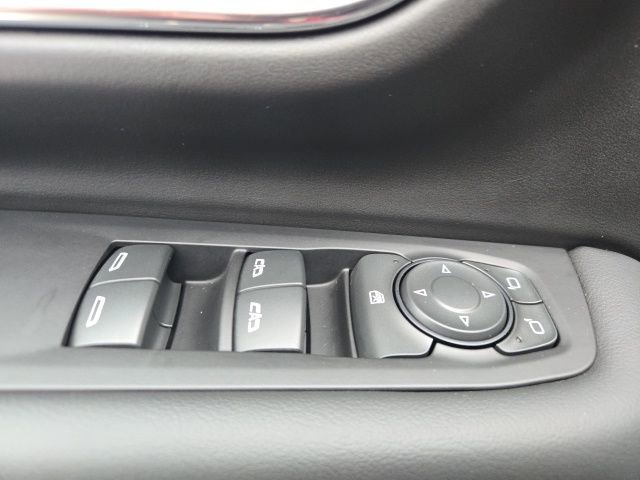 Used 2023 GMC Yukon SLE w/ Gmc Pro Safety Plus Package image 33