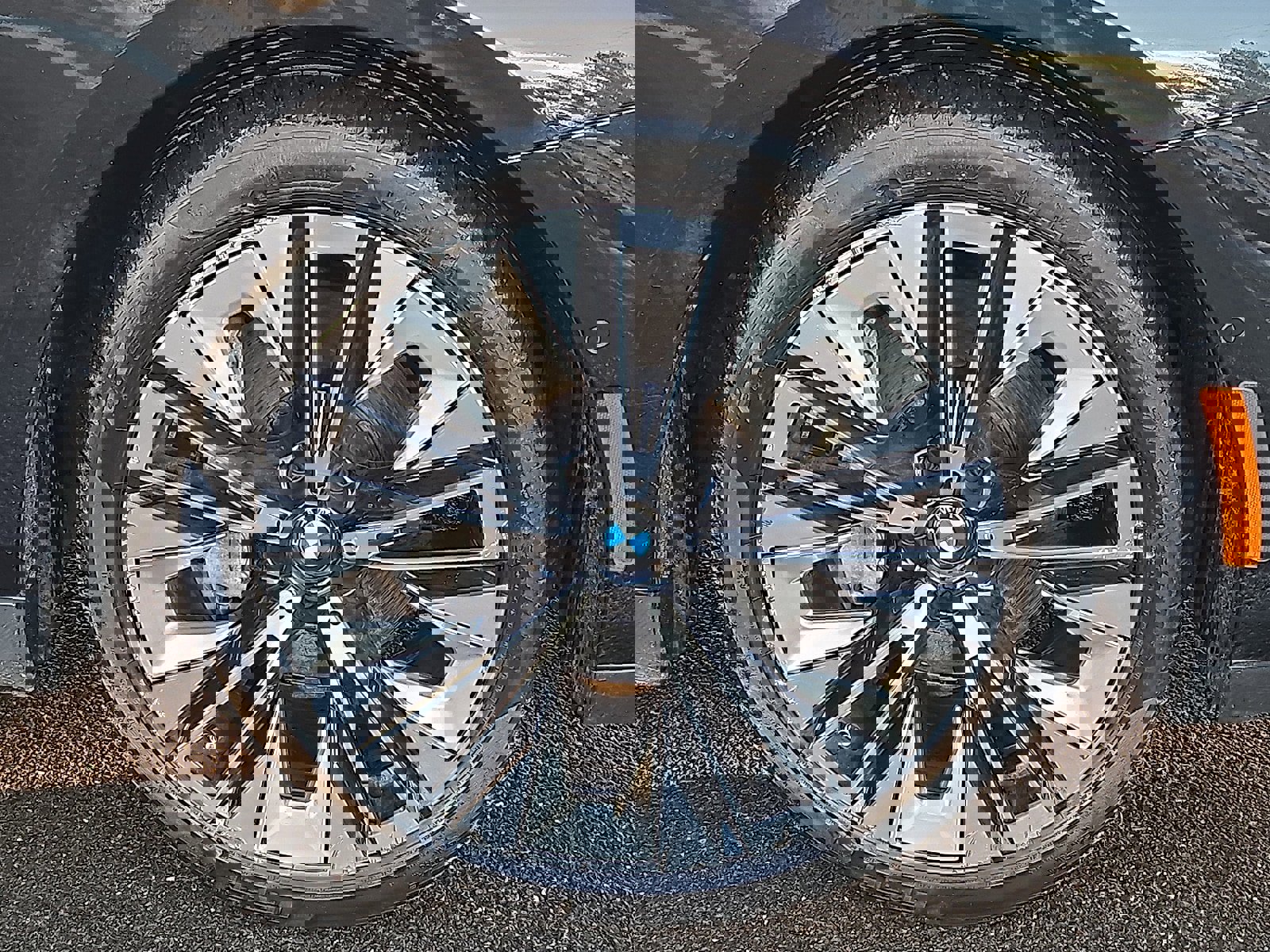 Used 2024 BMW 540i xDrive w/ Premium Package image 8