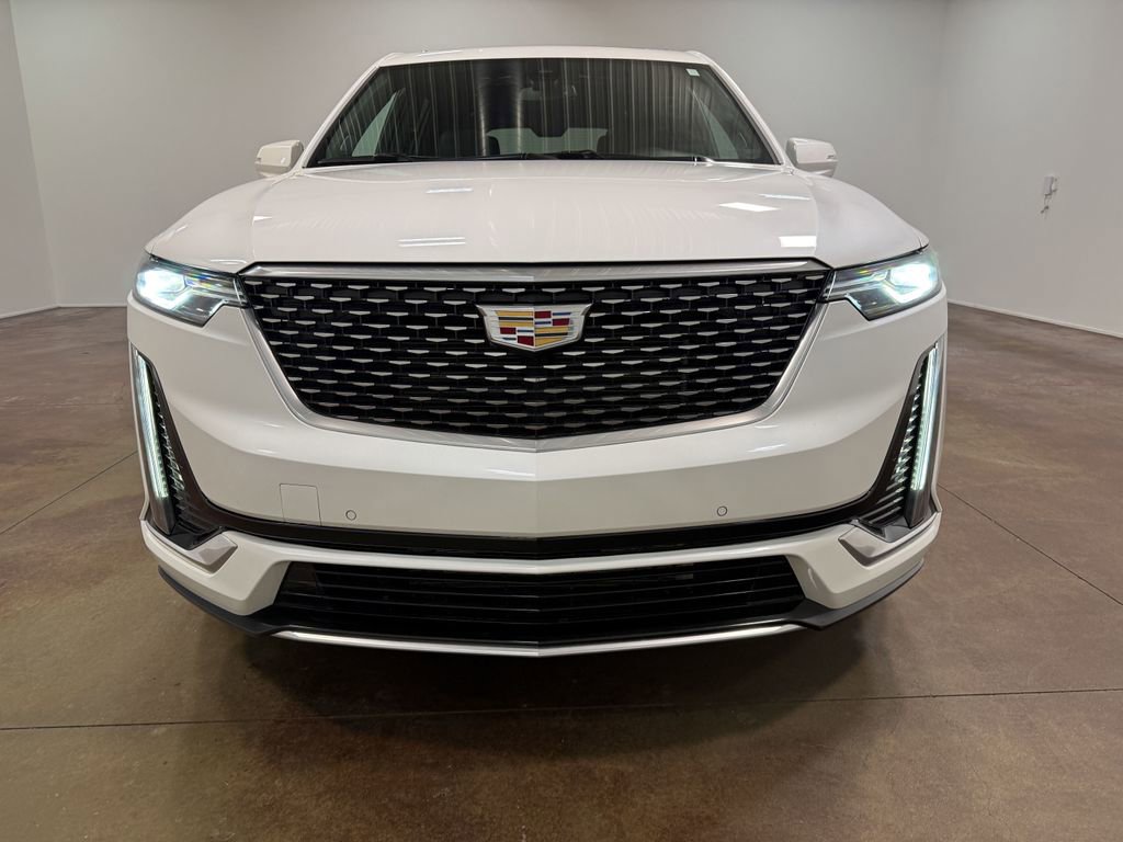 Used 2023 Cadillac XT6 Premium Luxury image 40