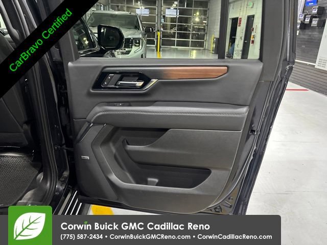 Certified 2025 GMC Yukon XL Denali AWD/4WD image 33
