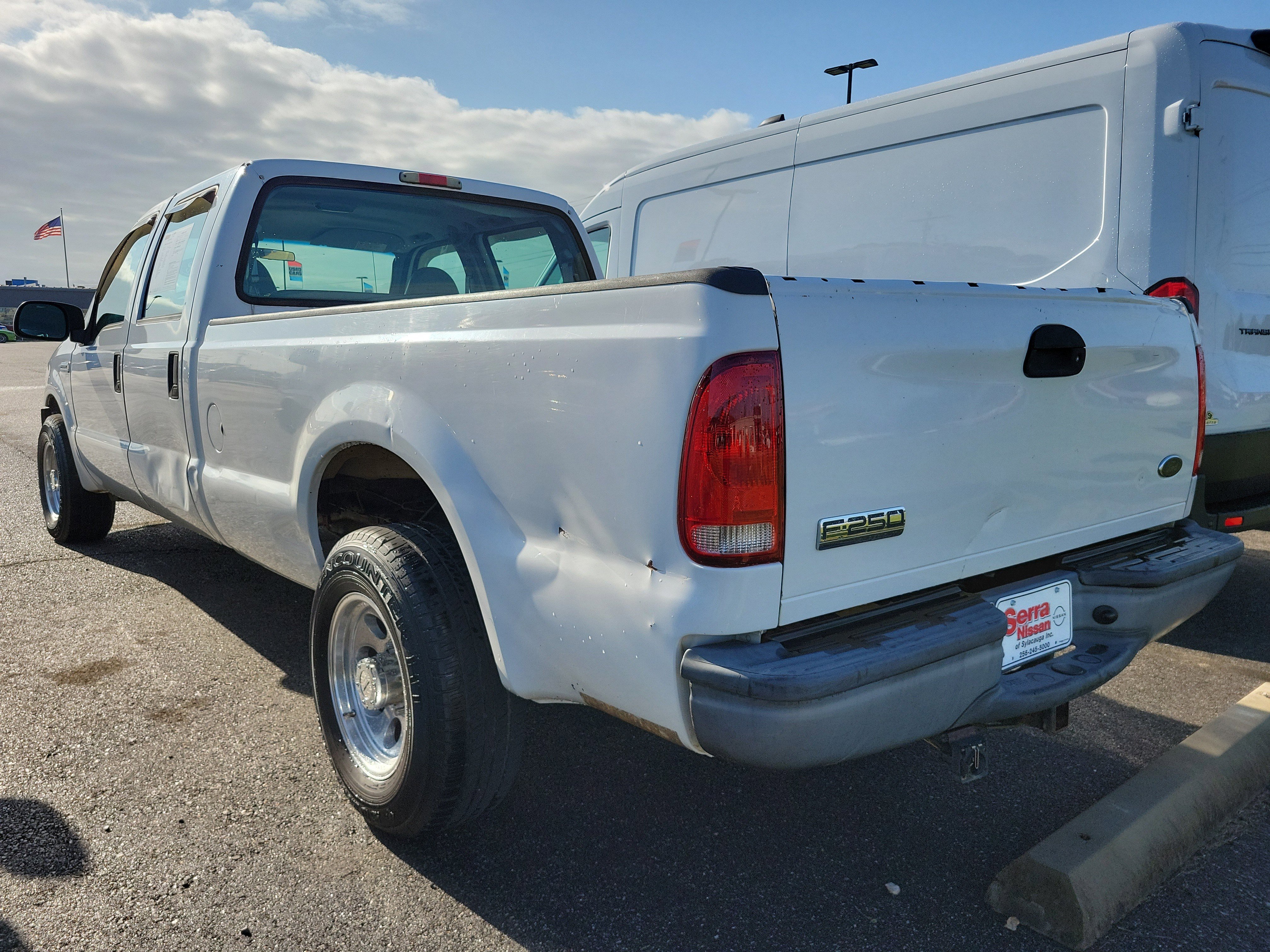Used 2005 Ford F250 XL image 4