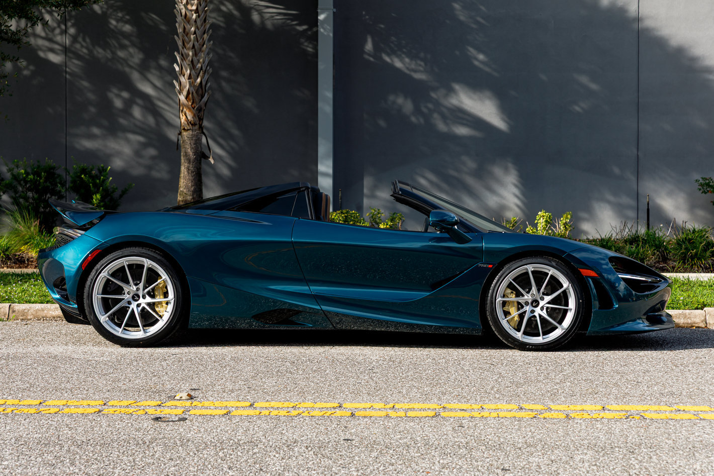 New 2027 McLaren 750S Spider RWD image 13