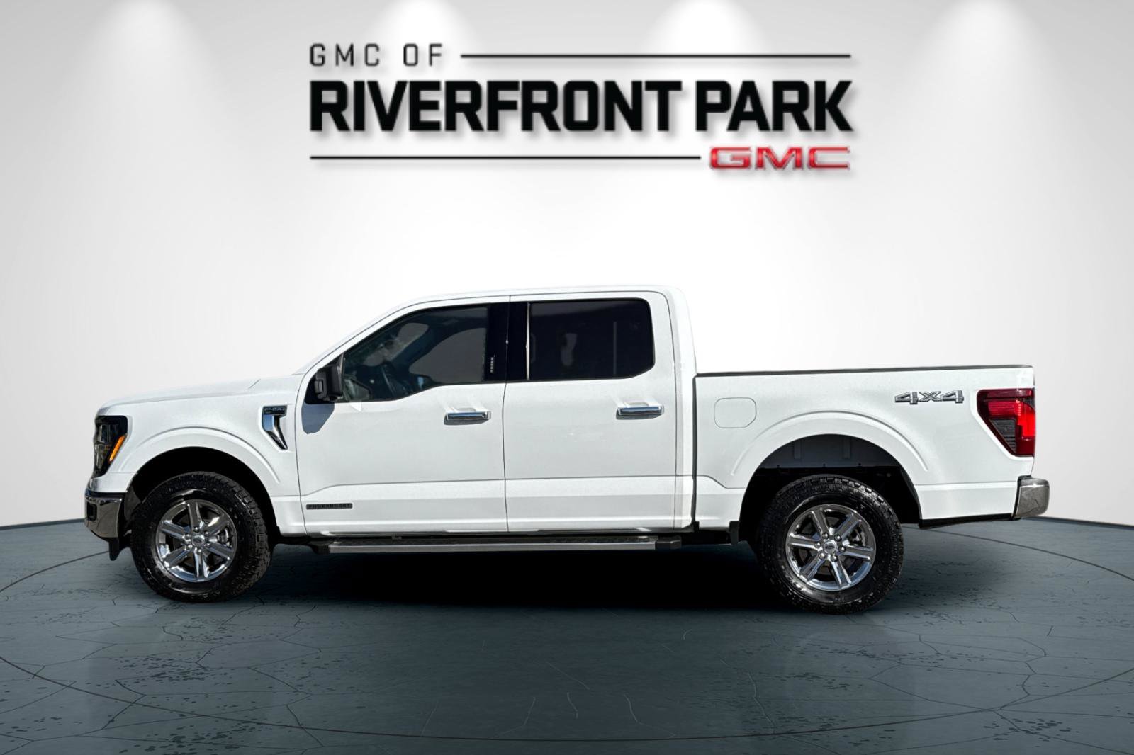 Used 2024 Ford F150 XLT w/ Mobile Office Package AWD/4WD image 6