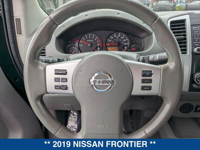 Used 2019 Nissan Frontier SV image 15