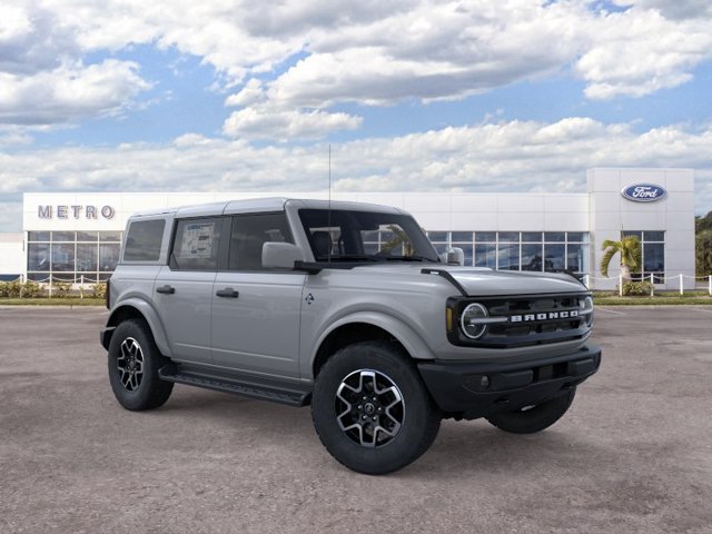 New 2026 Ford Bronco Outer Banks AWD/4WD image 7