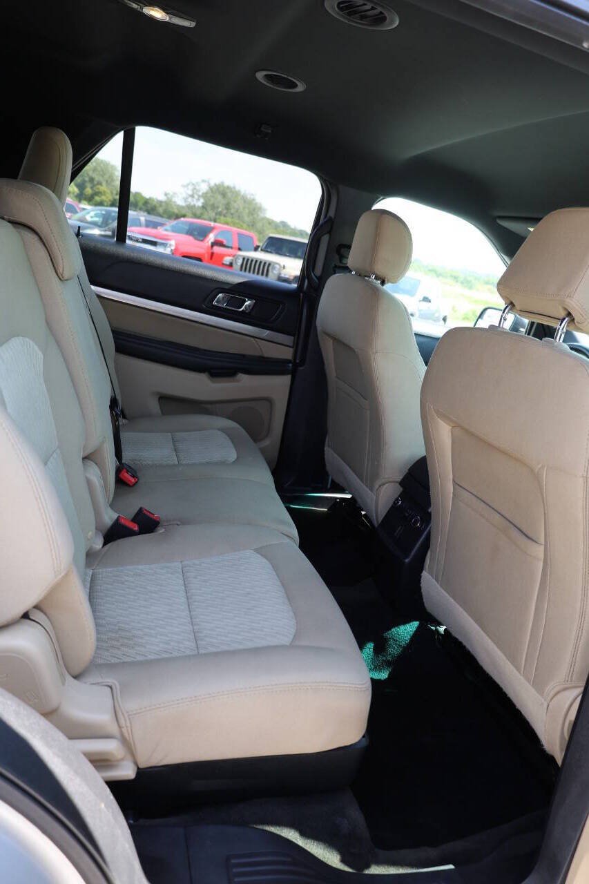 Used 2016 Ford Explorer 4WD image 16
