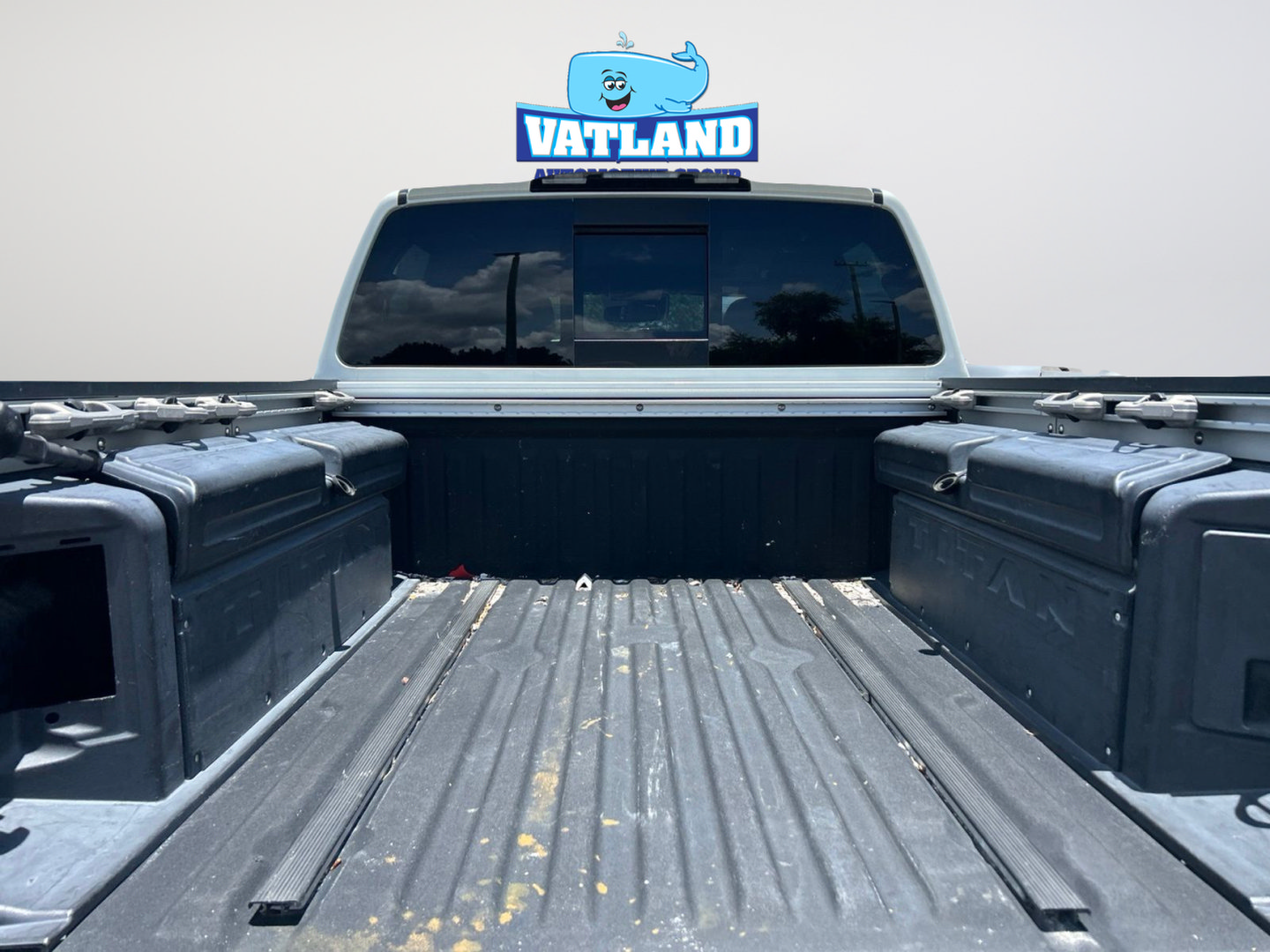 Used 2021 Nissan Titan Platinum Reserve w/ Moonroof Package AWD/4WD image 37