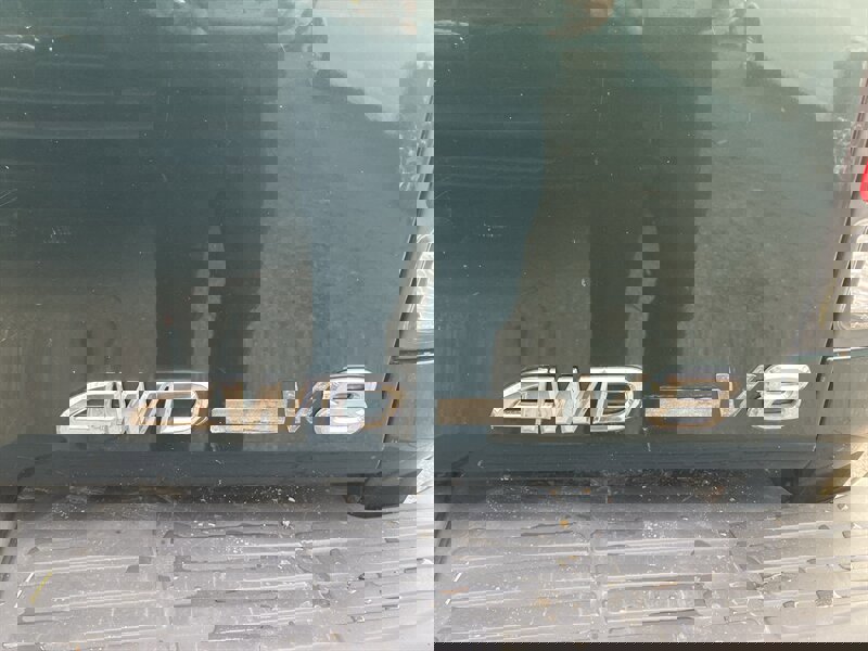 Used 2001 Toyota Tundra Limited image 15