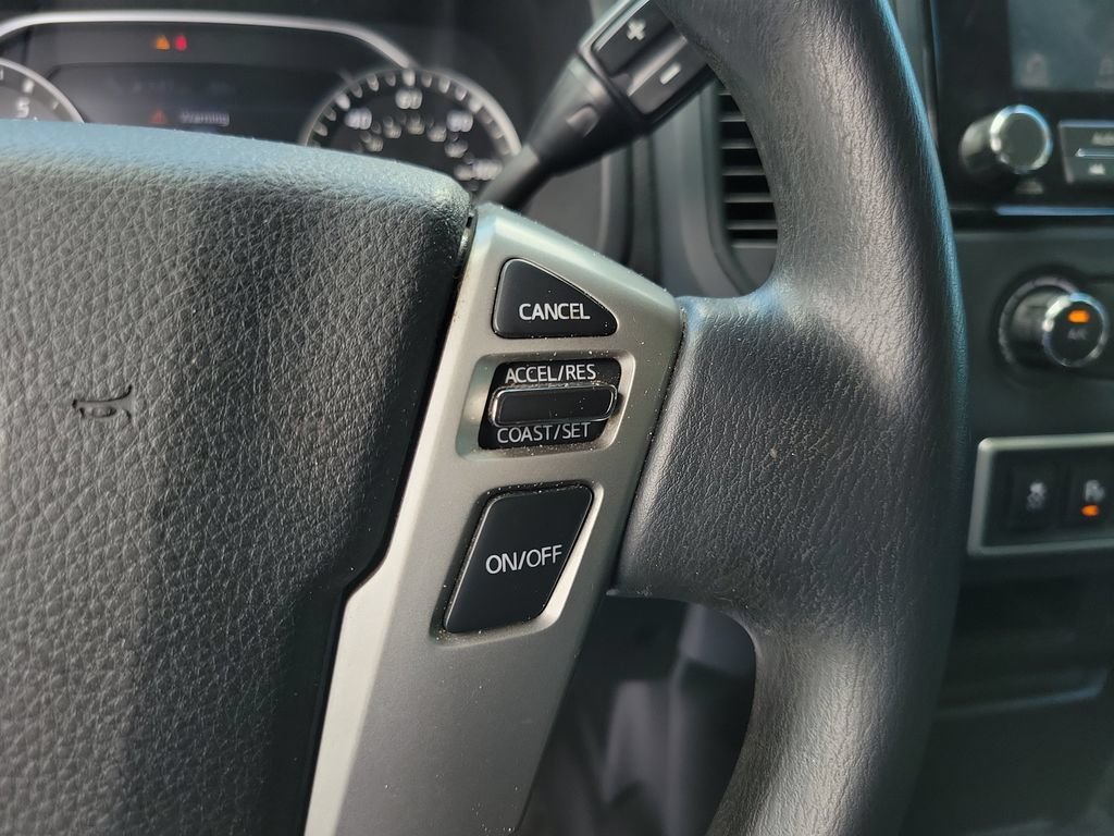 Used 2022 Nissan Titan S RWD image 16